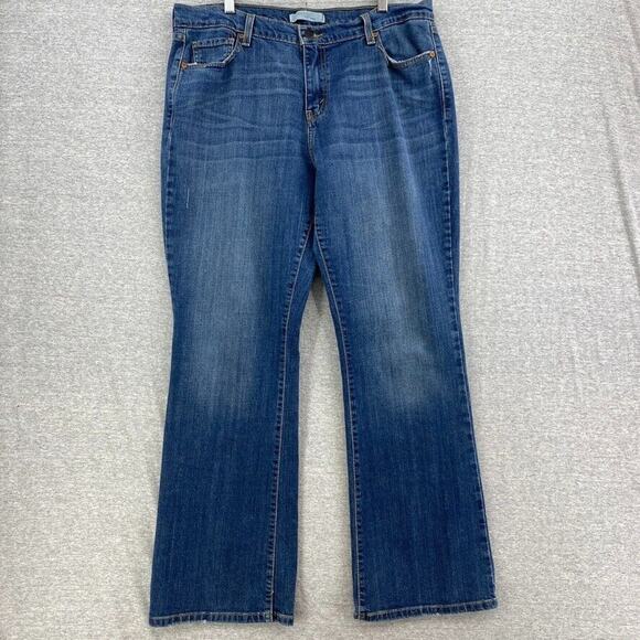 Levi 515 Jeans Womens 16 Medium Blue Denim Boot Cut Distressed 5 Pocket Stretch - Picture 1 of 16